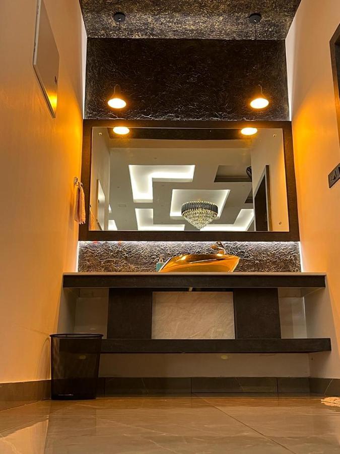 Bbc Luxury Apartments Perintalmanna Luaran gambar